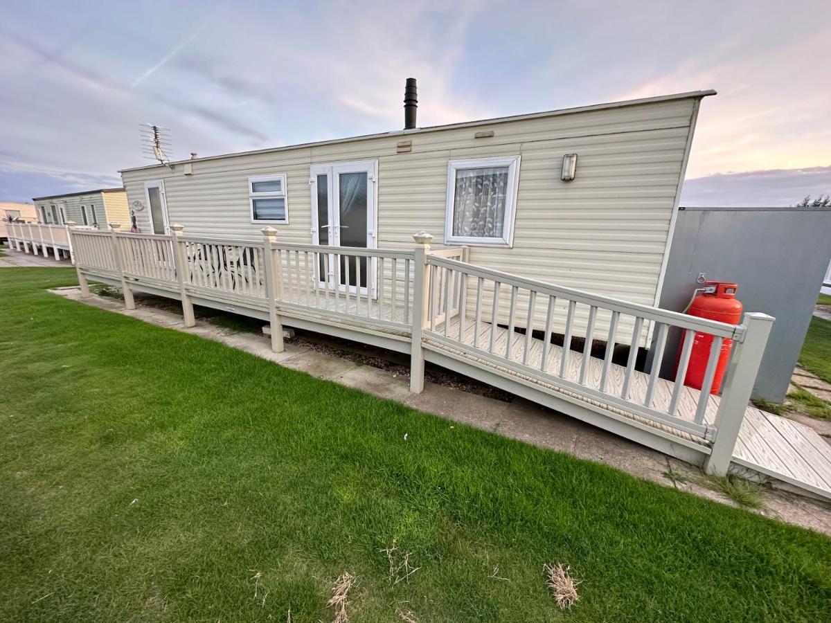 Disabled 4 Berth * Ingoldmells